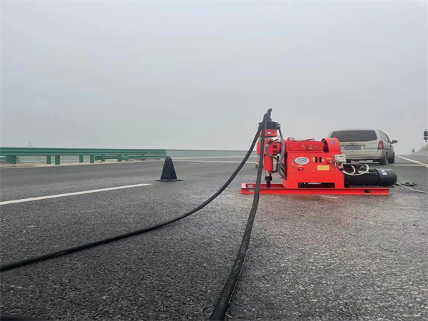 杞县马路路基路面开裂下沉注浆加固灌浆